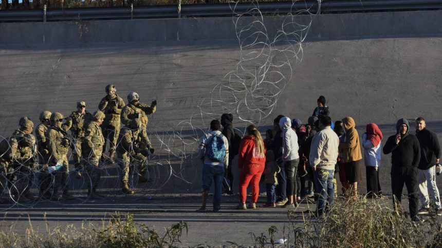W USA rekordowa liczba aresztowanych migrantów