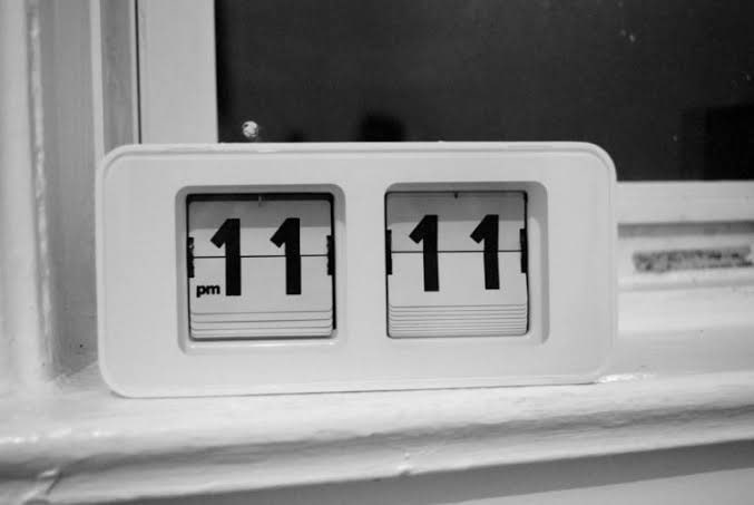 Co oznacza 1111? Znaczenie i symbolika liczby