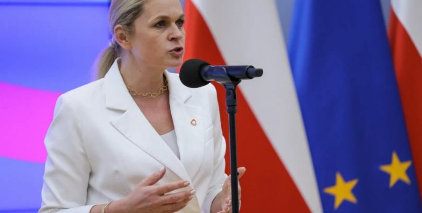 Edukacja zdrowotna w szkołach. Polacy i Kościół podzieleni