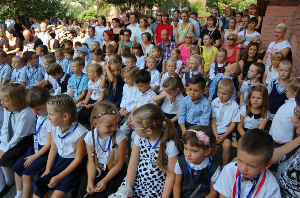 1 września w Polsce: tradycje i życzenia po polsku