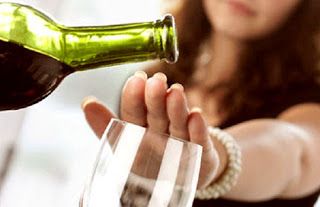 Jak pokonać uzależnienie od alkoholu – krok po kroku