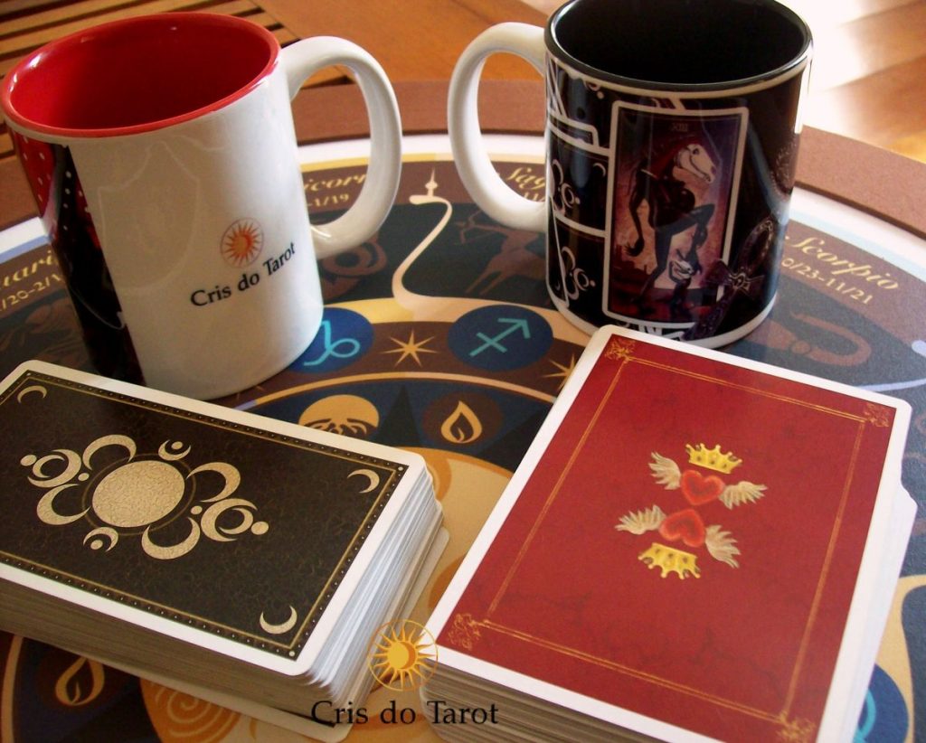 Dwójka Kielichów Tarot: znaczenie i połączenia kart