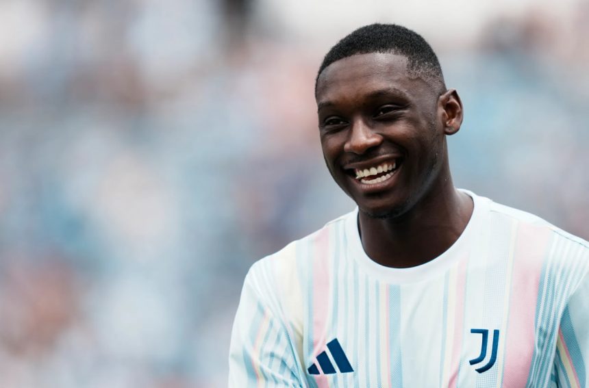 Kolo Muani blisko Tottenhamu lub Newcastle