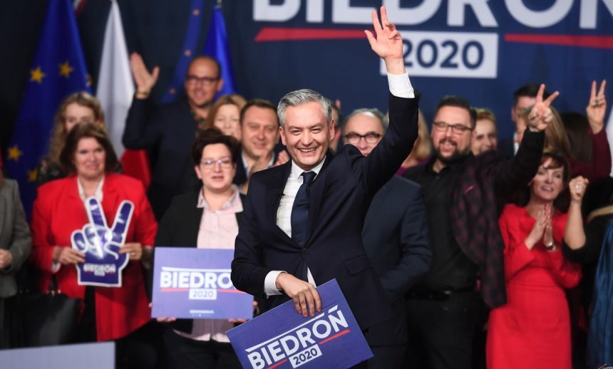 Robert Biedroń przeprasza za wpis w mediach społecznościowych