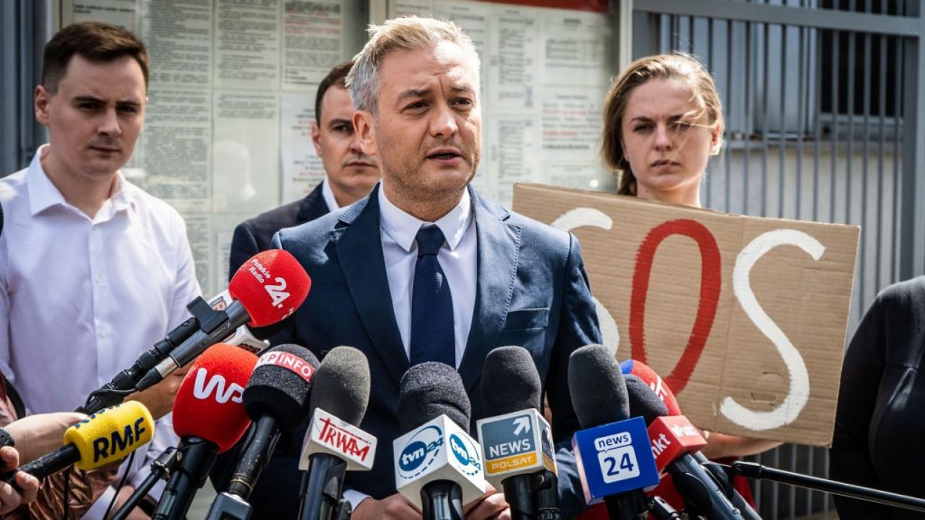 Robert Biedroń przeprasza za wpis w mediach społecznościowych