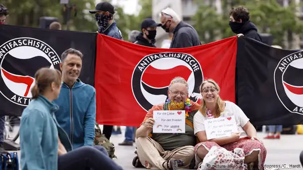 Trump kontra Antifa: źródła konfliktu
