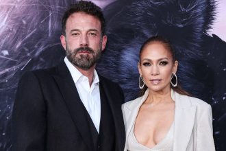 Lopez i Affleck sprzedają rezydencję