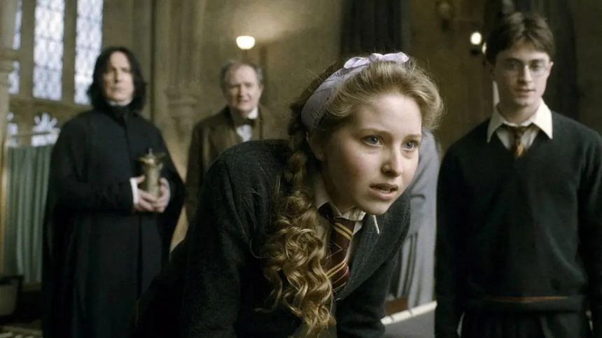 Dlaczego Jessie Cave założyła konto na OnlyFans: powody i cele