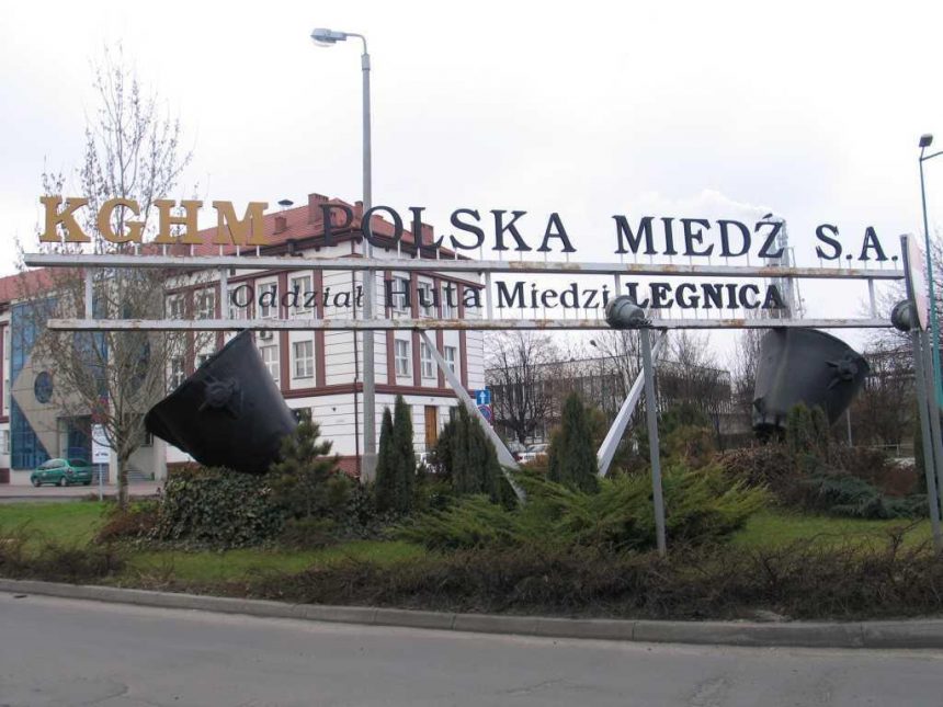 Akcje KGHM rosną na tle wzrostu cen miedzi i srebra