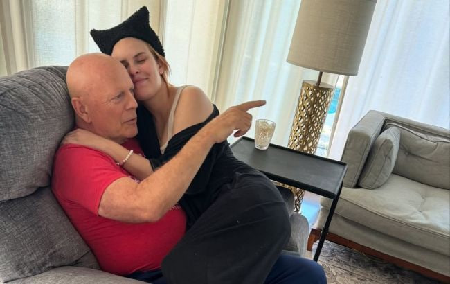Bruce Willis z córkami – nowe zdjęcie aktora