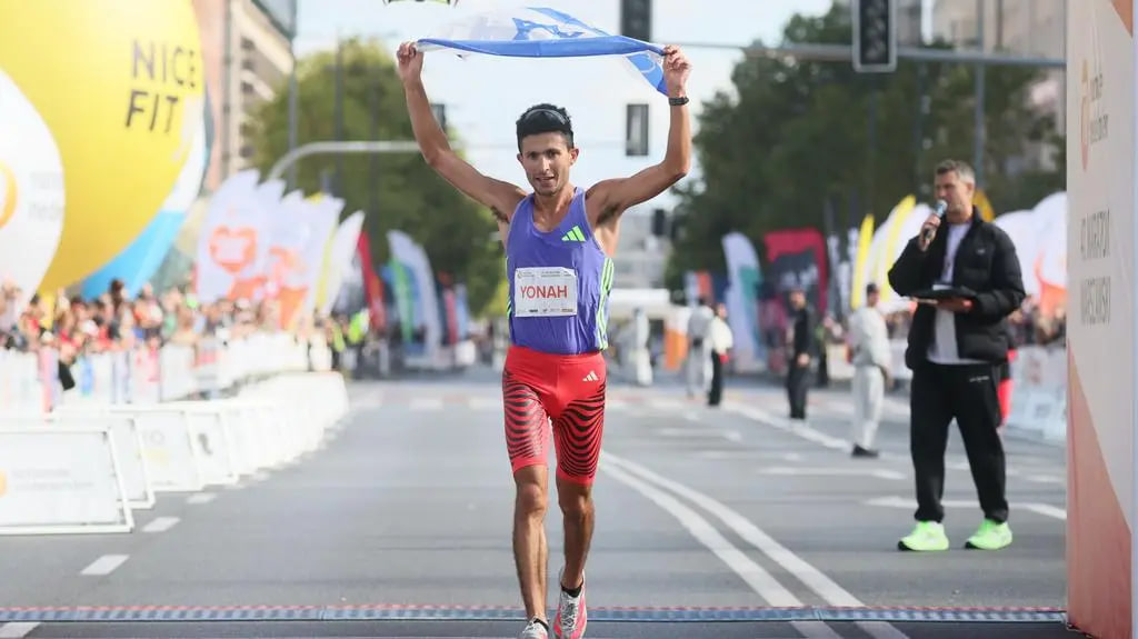 Warszawski maraton 2025: zwycięzcy na mecie
