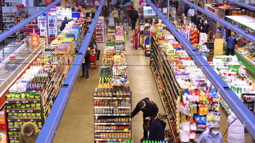 Tusk ogłasza koniec drożyzny, inflacja poniżej 3%