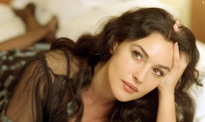 Niezwykła kariera Moniki Bellucci: od modelki do gwiazdy kina
