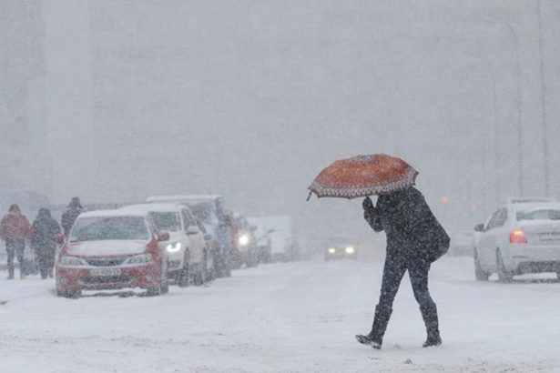 Kiedy w Polsce spadnie pierwszy śnieg na nizinach w 2025 roku?