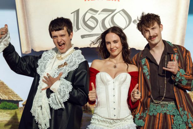 Przegląd i gdzie oglądać drugi sezon serialu „1670”