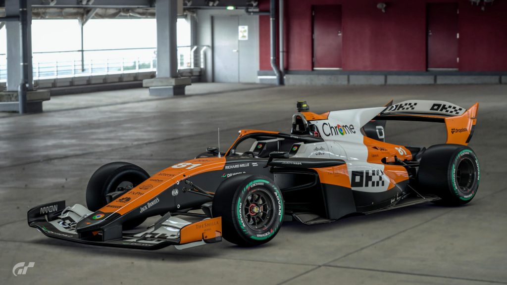 Grand Prix Singapuru: sensacyjne pole Mercedesa