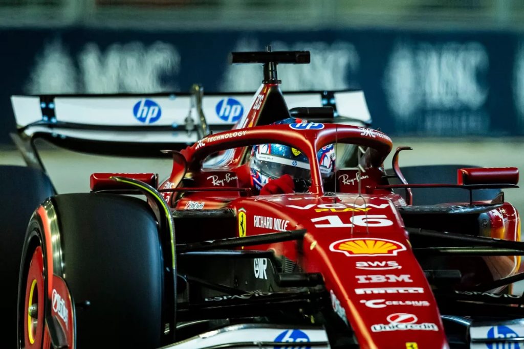 Formuła 1: Russell wygrał w Singapurze, Alonso krytykuje zespół