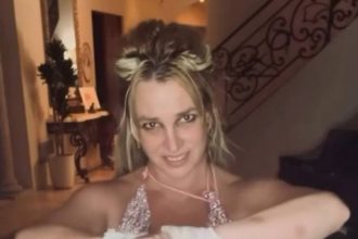 Britney Spears pokazała siniaki i zdjęcia