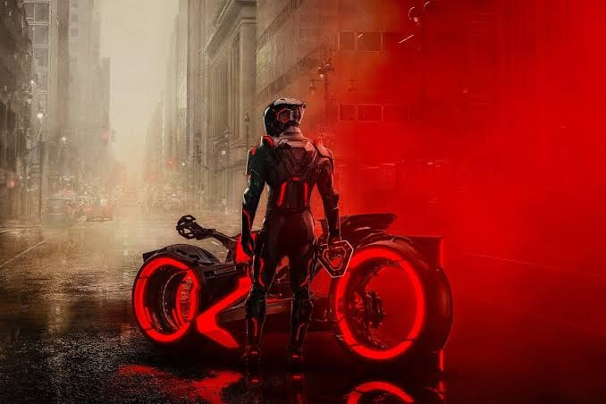 Recenzja filmu Tron: Ares — powrót neonowej legendy
